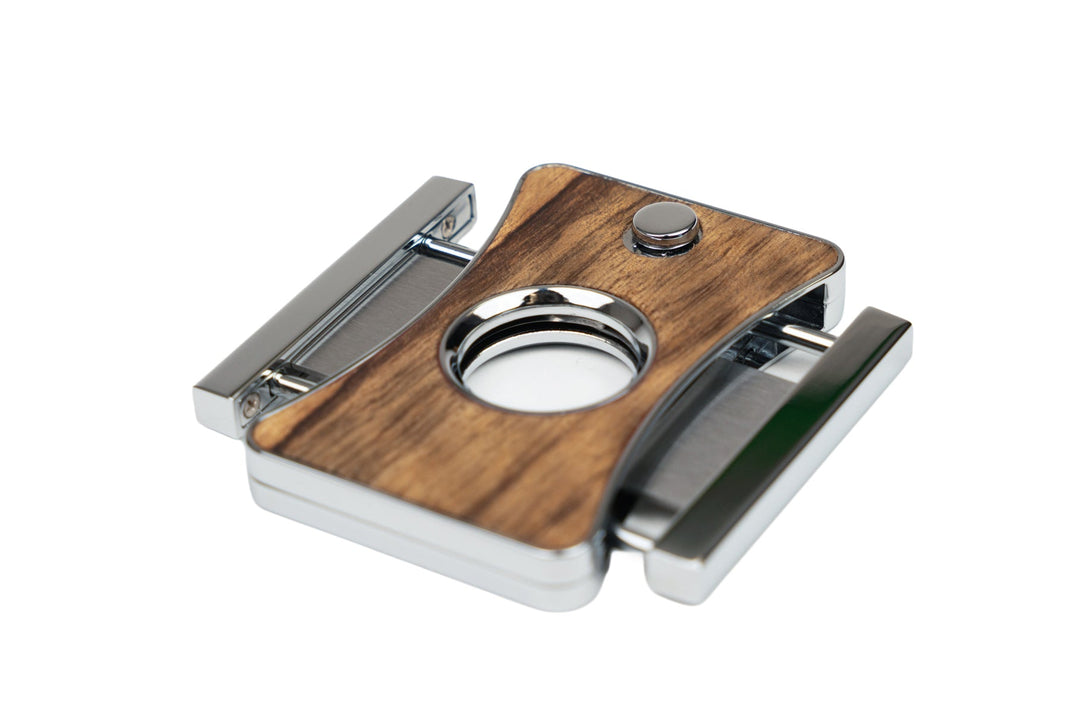 Cigar Cutting Guide: How to Cut a Cigar Properly