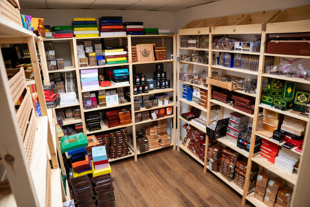 100 Legendary Cigar Companies: 50 Cuban and 50 Non-Cuban Brands to Know