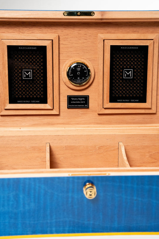 Maccarrone Starry Night 110 Count Limited Edition Humidor, lid interior with humidifiers, hygrometer and edition plaque, Cigar Inc Los Angeles