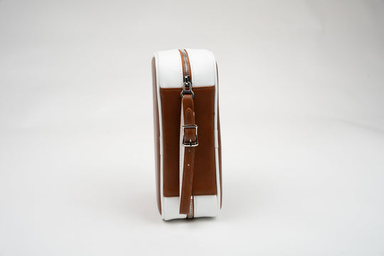 Havana Traveler Whisky Calf Leather & White w/ Valuable Pouch (Leather), Brizard and Co luxury cigar accessory at Cigar Inc. Los Angeles