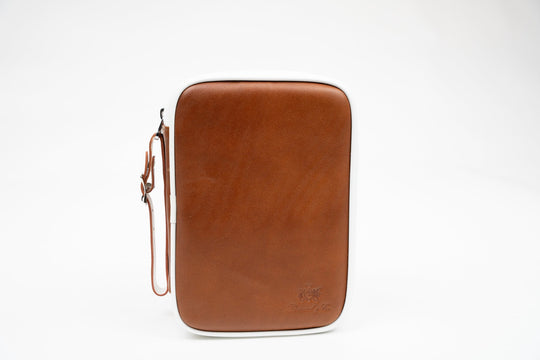 Havana Traveler Whisky Calf Leather & White w/ Valuable Pouch (Leather), Brizard and Co luxury cigar accessory at Cigar Inc. Los Angeles