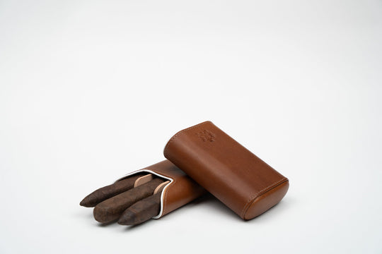Cigar Case (Showband 3) Gordo Whisky Calf Leather & White (Leather), Brizard and Co luxury cigar accessory at Cigar Inc. Los Angeles