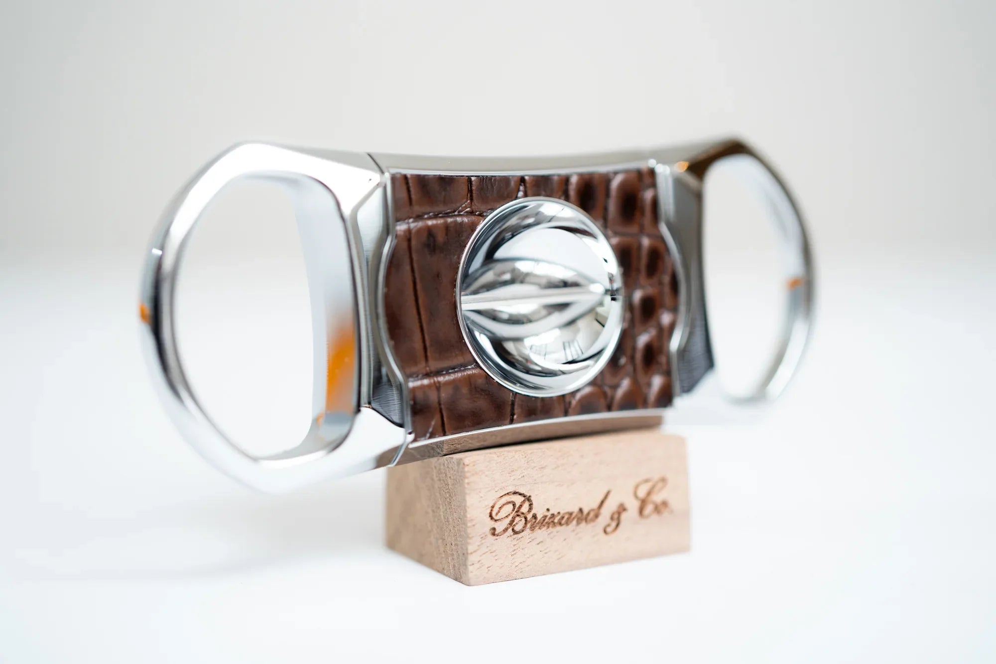 Brizard and Co. - The "V" Cutter - Croco Tobacco - Cigar Inc