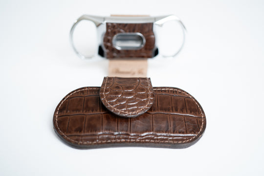 Brizard and Co. - The "V" Cutter - Croco Tobacoo