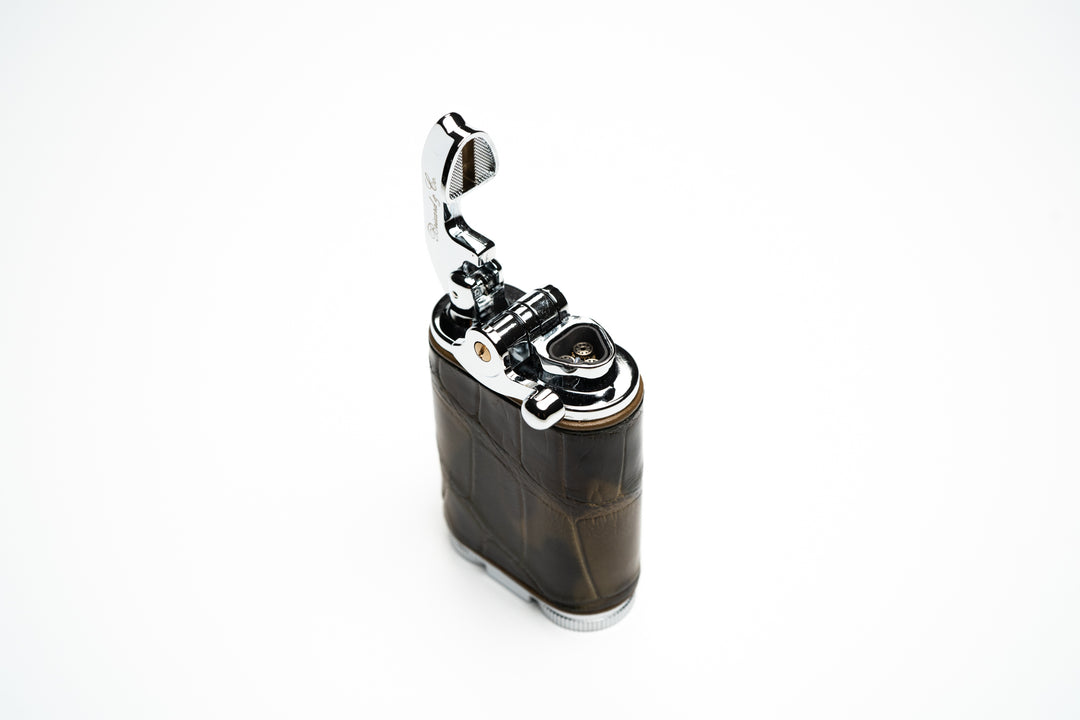 Brizard and Co. - Gatsby Triple Torch Flame Table Lighter - Alligator Skin Collection