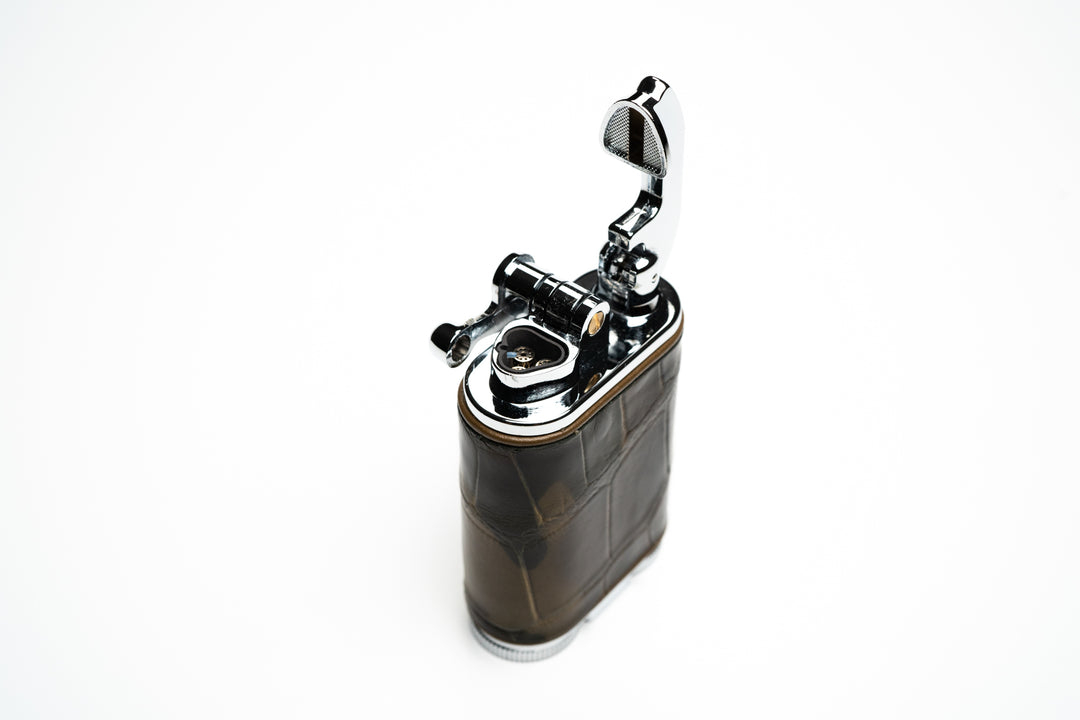 Brizard and Co. - Gatsby Triple Torch Flame Table Lighter - Alligator Skin Collection