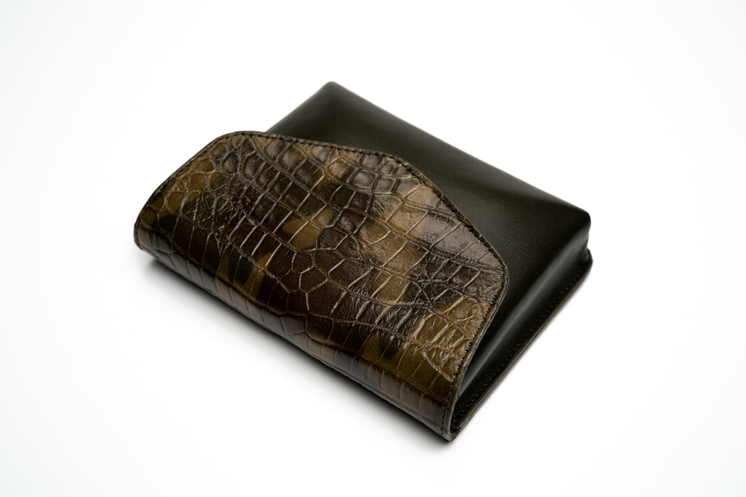 Brizard and Co. - Humidor and  Havana Traveler - Genuine Alligator Skin Collection