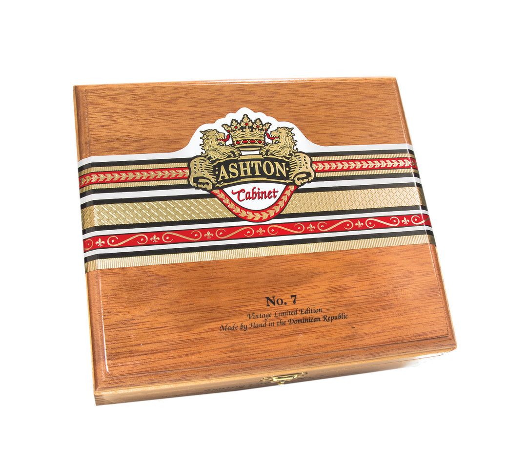 Ashton Cabinet #7 (6.25 x 52) box - Cigar Inc
