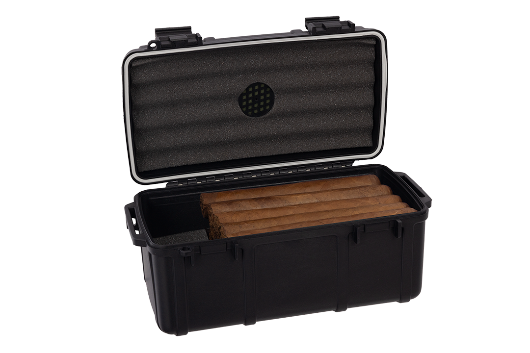 Cigar Caddy Black 15-Count Travel Case - view 7
