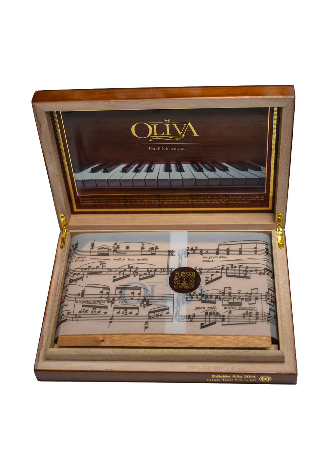 Oliva Serie V Melanio Edicion Ano 2024 limited edition cigar band and Ecuadorian Sumatra wrapper detail