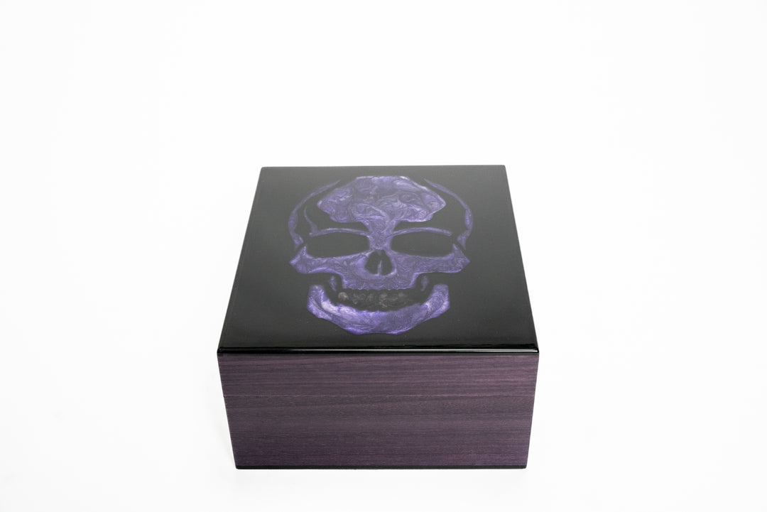 Maccarrone Skull Resin 40 Count Limited Edition Humidor