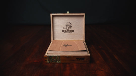 Foundation Olmec Maduro Toro (6 x 52)