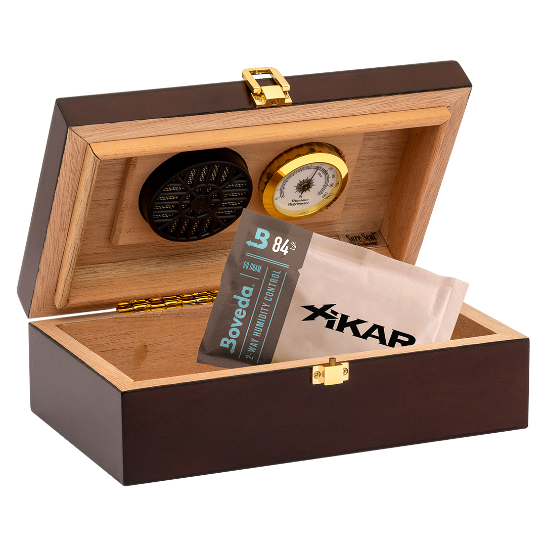 Humidor Supreme 12 Mahogany Travel Humidor 12 Cigar Capacity with 1 Xikar-Boveda 84% Seasoning Pack - view 2