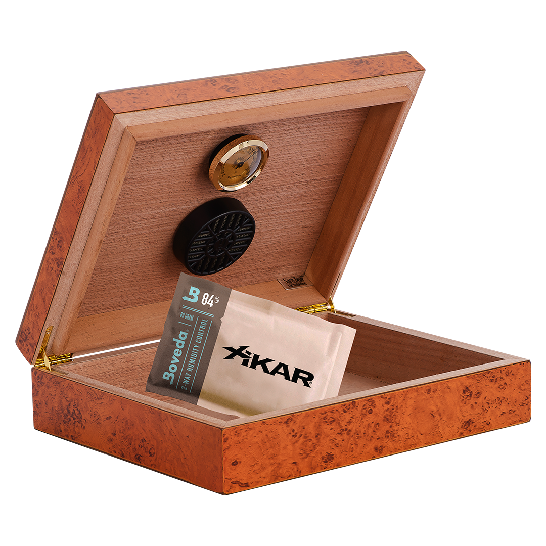 Humidor Supreme Riviera Humidor 20-30 Cigar Capacity with 1 Xikar-Boveda 84% Seasoning Pack