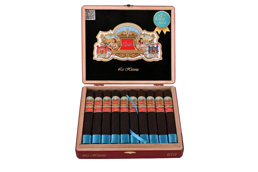 La Historia Box Open - Cigar Inc
