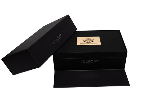 S.T. Dupont OpusX Les Chaines de l'Amour lighter black outer presentation box