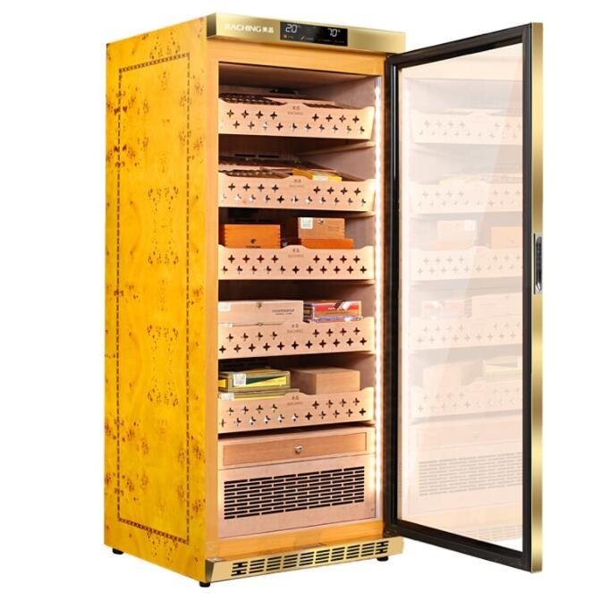 Raching MON1800 humidor Gold with door open showing cedar shelves