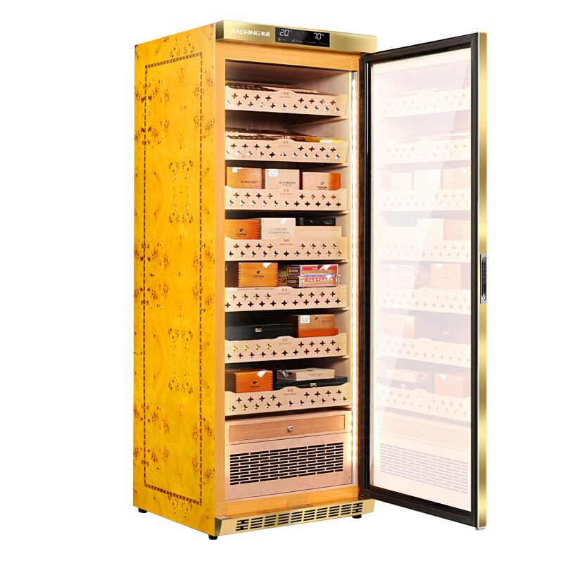 Raching MON3800 humidor Gold with door open showing cedar shelves