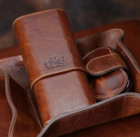 Brizard and Co - The "Show Band" 3 Cigar Case - Antique Saddle Leather (Leather)