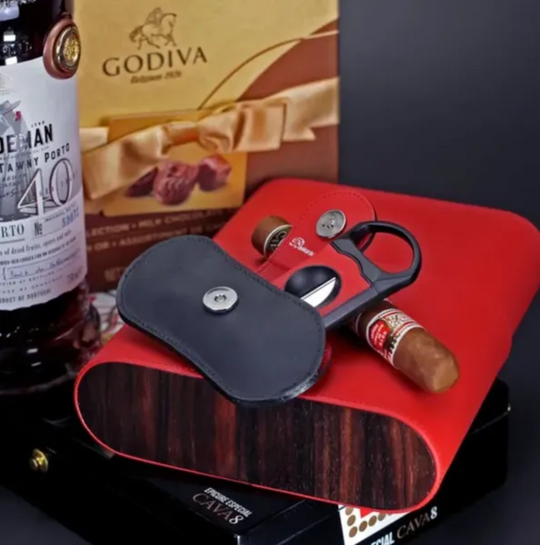 Brizard and Co - The "Show Band" Travel Humidor - Red Leather and Macassar Ebony (Leather, Exotic Wood)