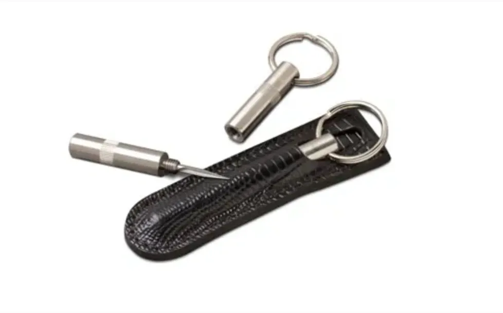 Brizard and Co - The "Trilogy" Cigar Punch - Lizard Pattern Black (Leather)