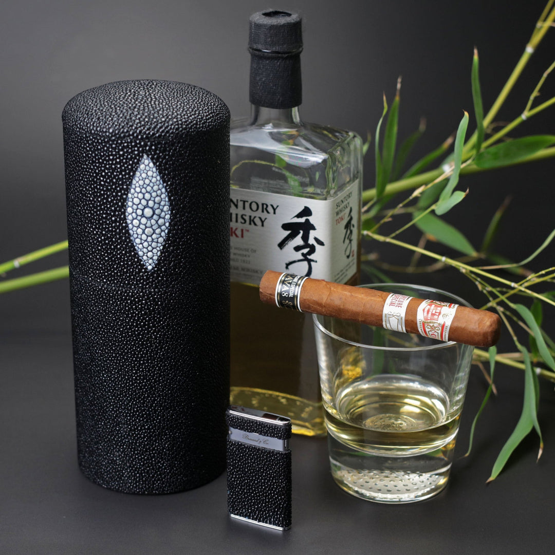 Brizard and Co - The Cylindrical Desk Humidor - Stingray (Stingray)